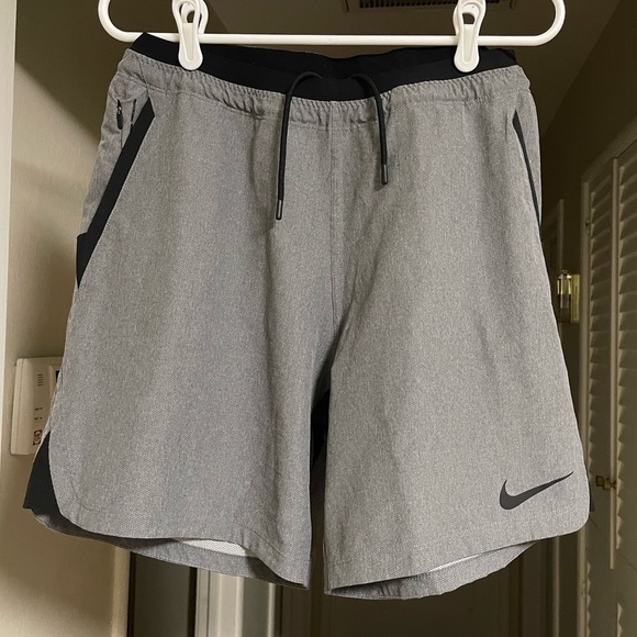 EUC Nike Pro Flex Repel Shorts - Picture 3 of 7